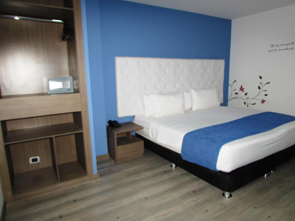 Aw Hotel Plaza Miranda Bogotá Rom bilde