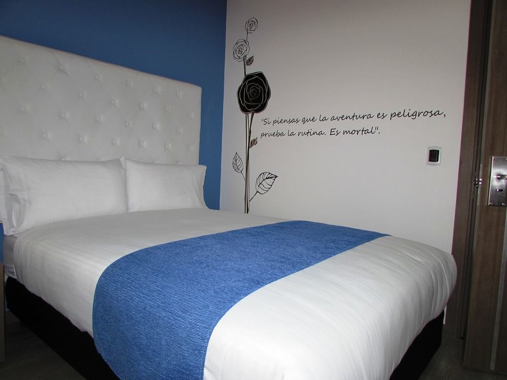 Aw Hotel Plaza Miranda Bogotá Eksteriør bilde