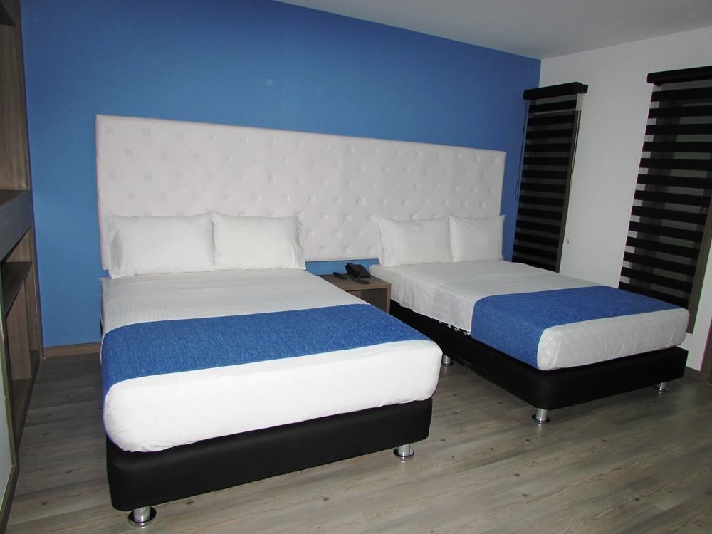 Aw Hotel Plaza Miranda Bogotá Eksteriør bilde
