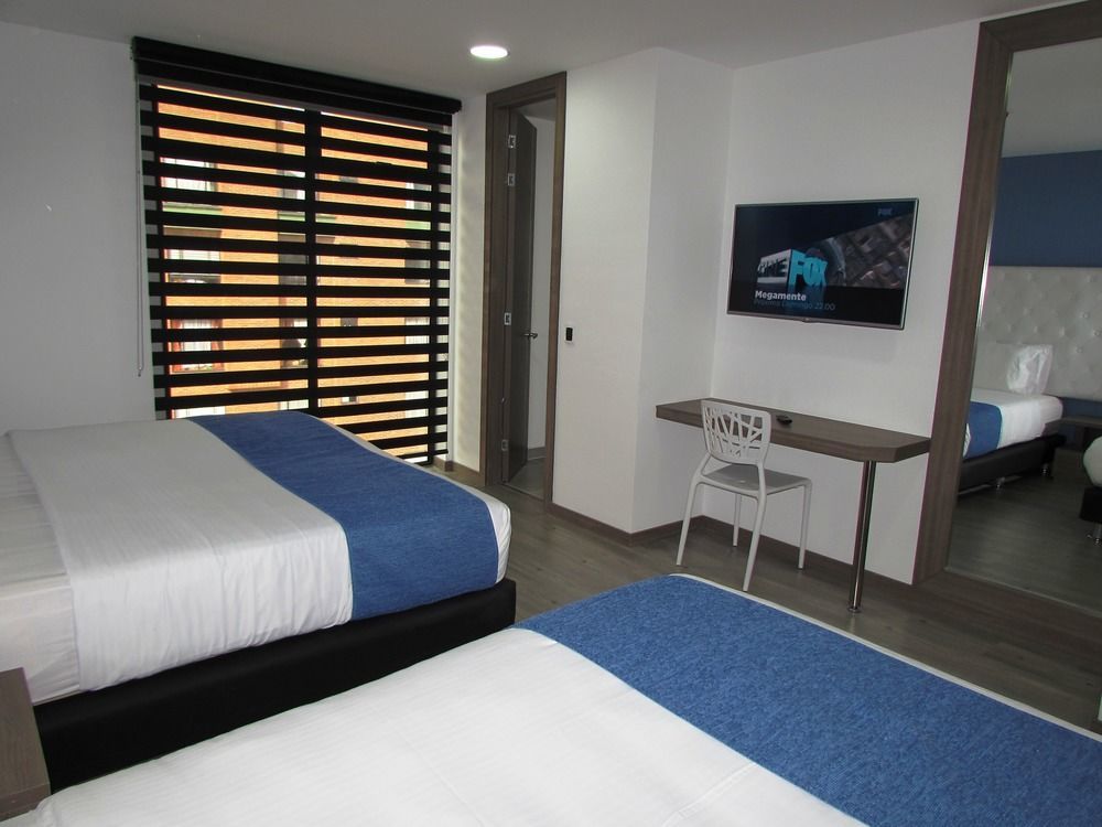 Aw Hotel Plaza Miranda Bogotá Eksteriør bilde